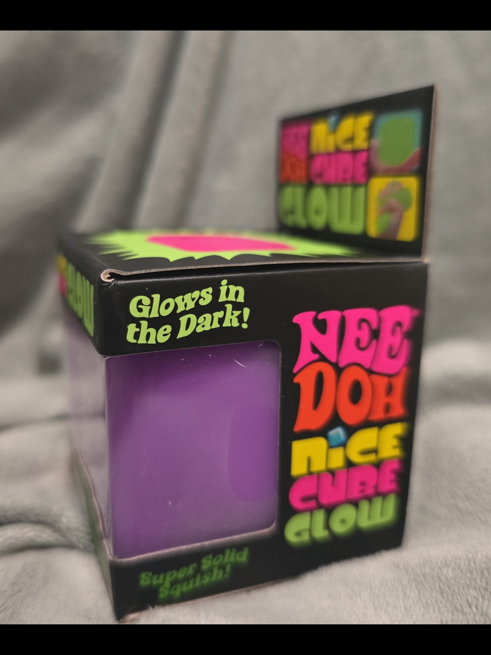 NeeDoh Nice Cube Glow Purple Super Solid Squish - Picture 2 of 3